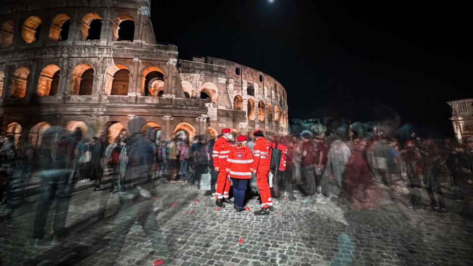 Candles Colosseum